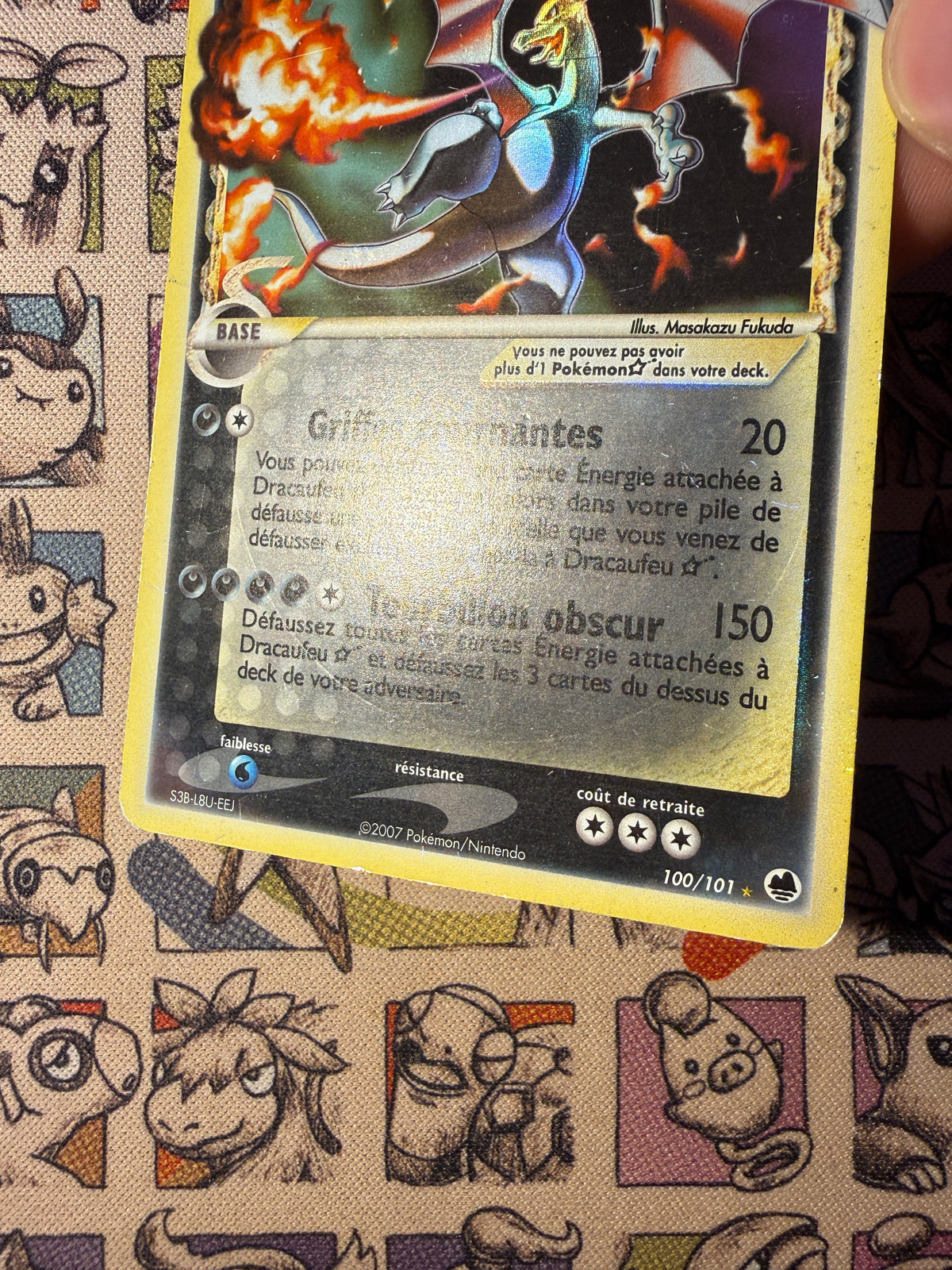 Dracaufeu Gold Star 100 EX Île des Dragons