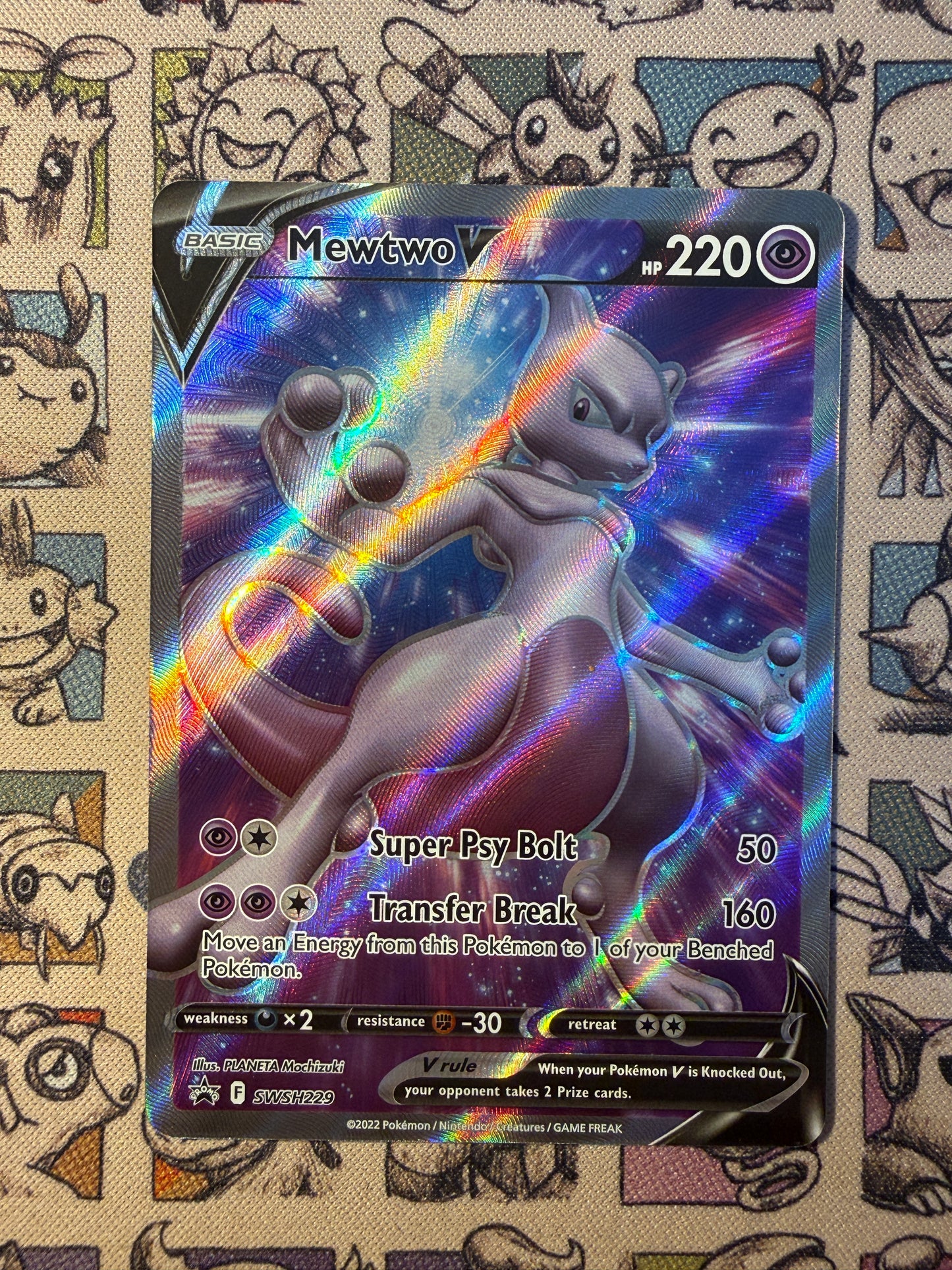Mewtwo V  (SWSH 229) 229 Promos Épée et Bouclier
