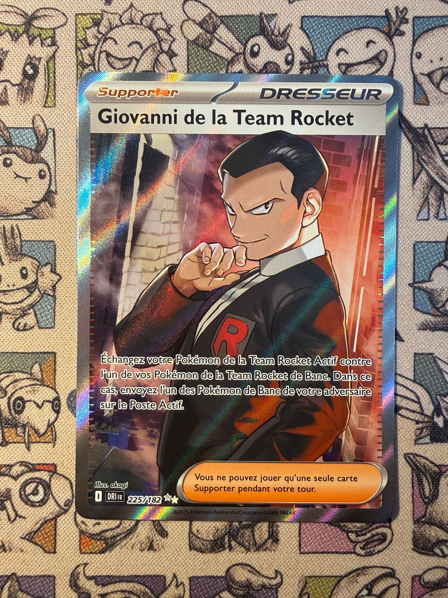 Giovanni de la Team Rocket 225 Rivalités Destinées