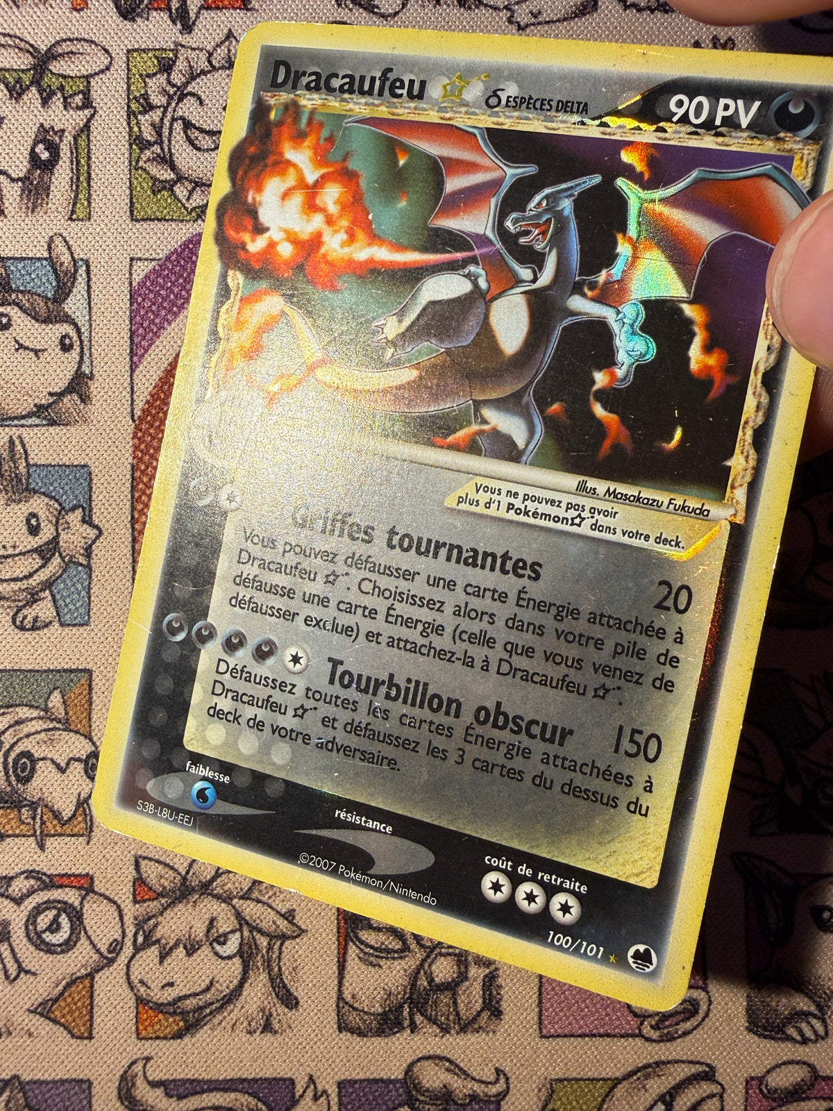 Dracaufeu Gold Star 100 EX Île des Dragons