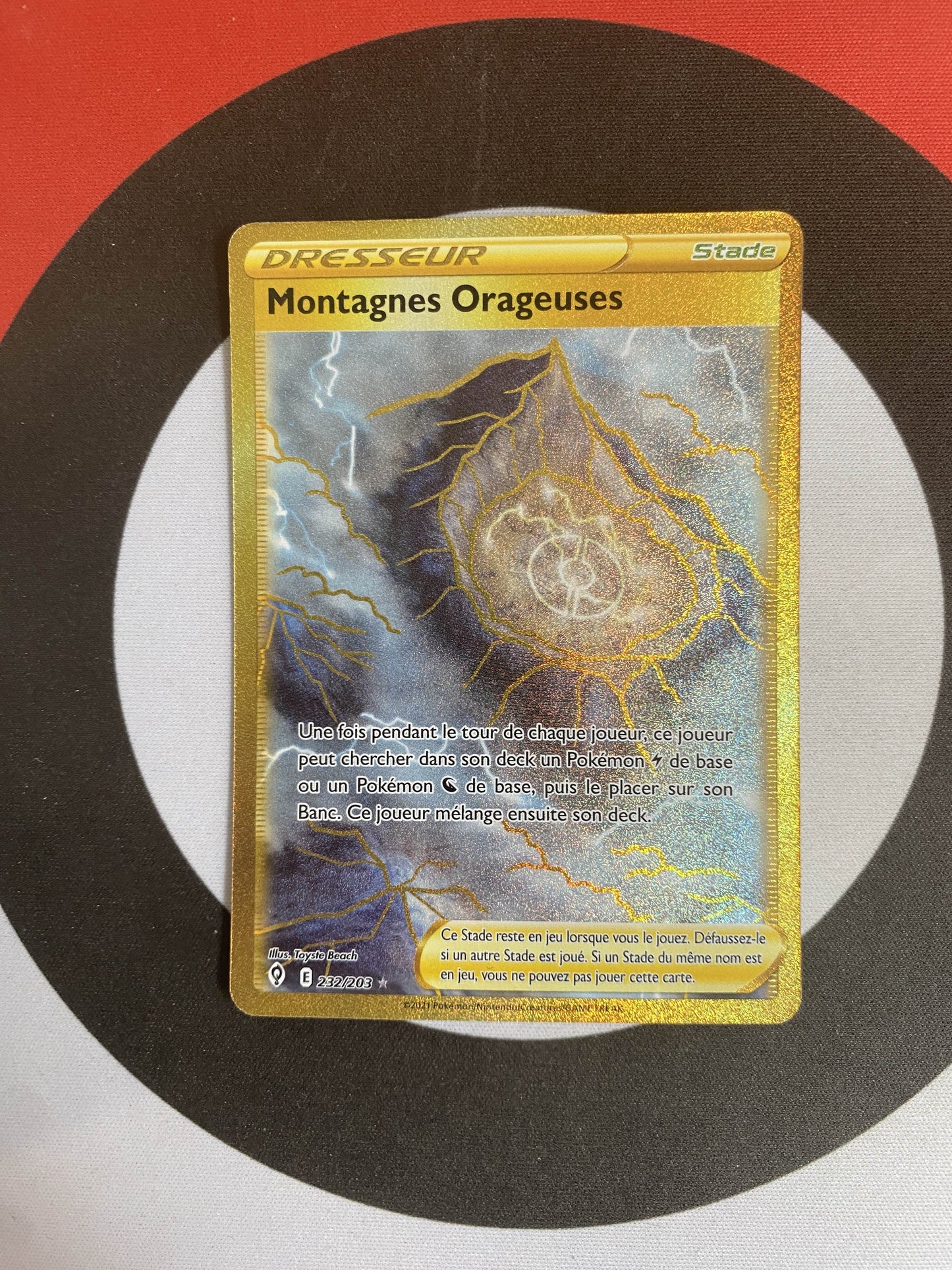 Montagnes orageuses GOLD 232/203